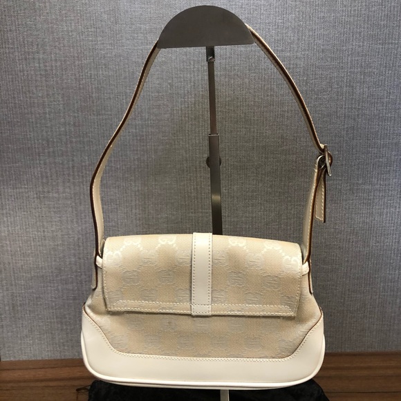 THE CUTEST Mini ecru monogram GUCCI bag - Picture 2 of 8